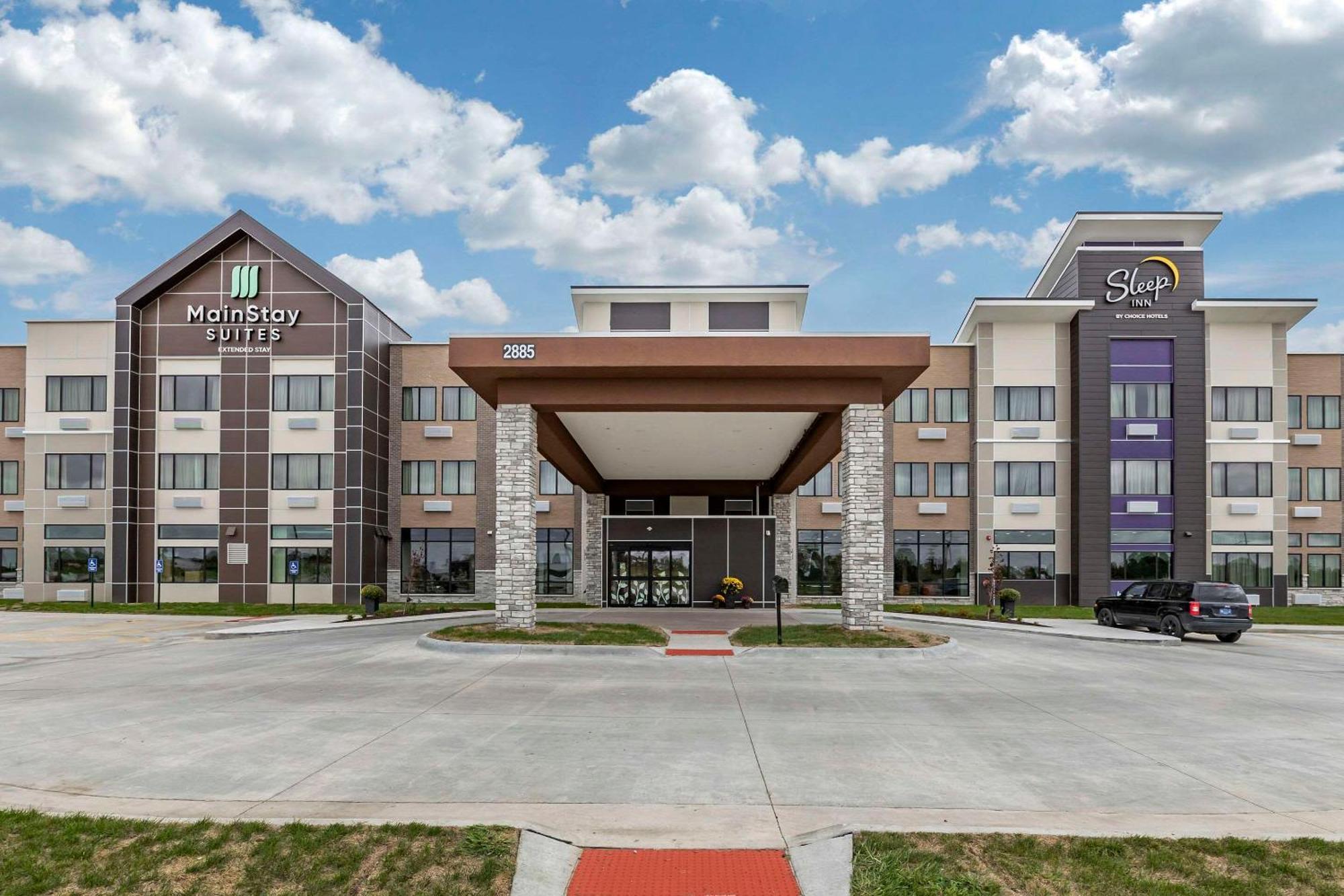 Sleep Inn & Suites Milwaukee-Franklin Franklin  Ngoại thất bức ảnh